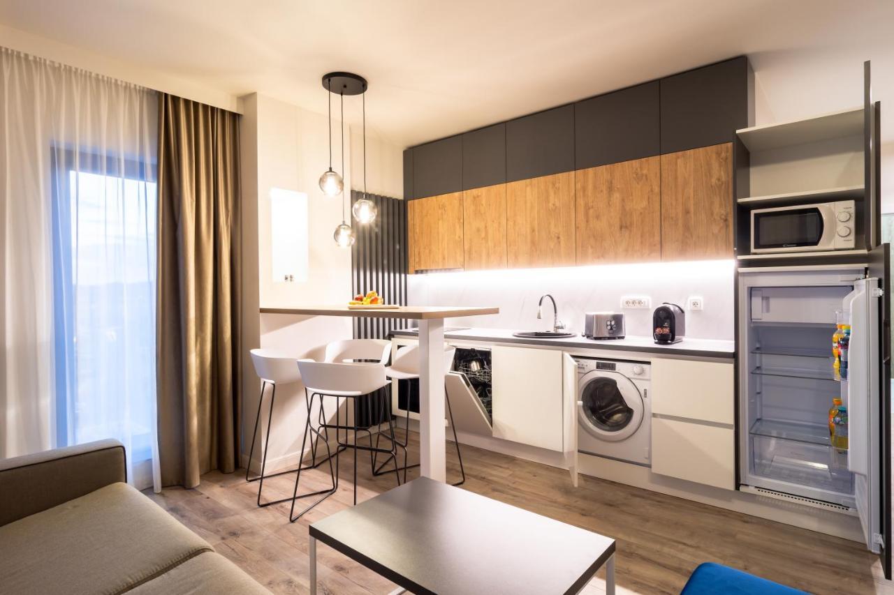 Aparthotel Nox Cluj Napoca Bagian luar foto