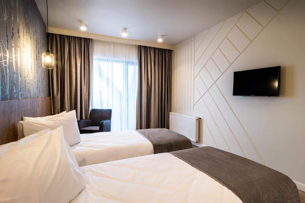 Aparthotel Nox Cluj Napoca Bagian luar foto